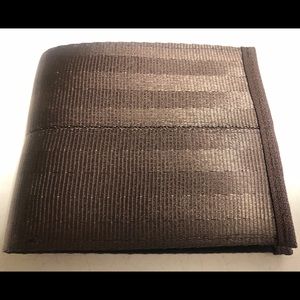 Harvey’s Seatbelt Bifold Wallet